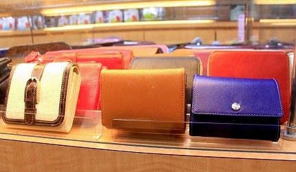 東京銀座買包推薦人氣行李箱、包包專賣店「Ginza Karen」錢包