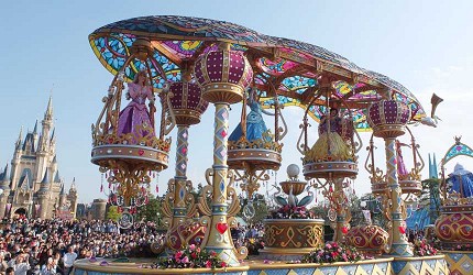 東京迪士尼樂園35週年遊行