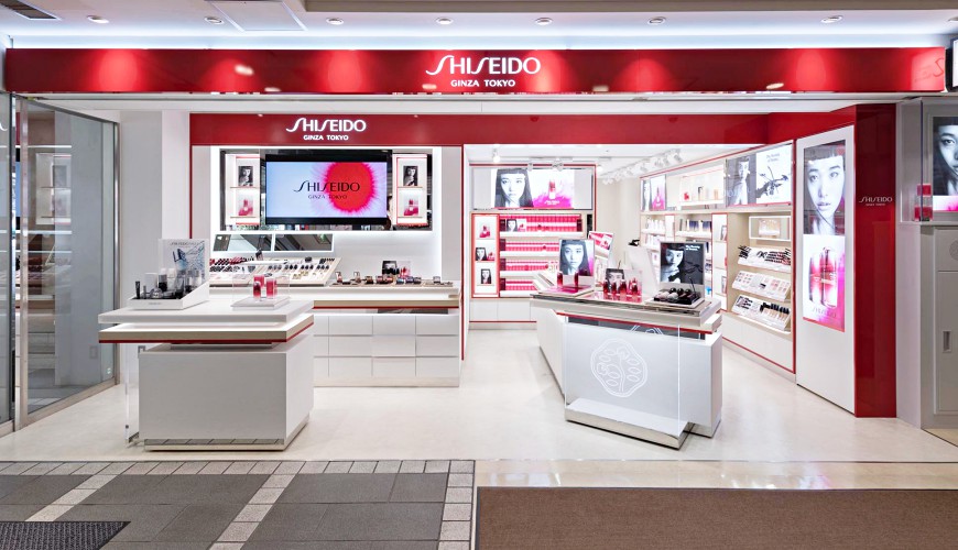 一家藥妝店買不夠?那就一次逛三間啊!東京銀座藥妝購物推薦「Ginza ViVi」,各大專櫃品牌一次買齊