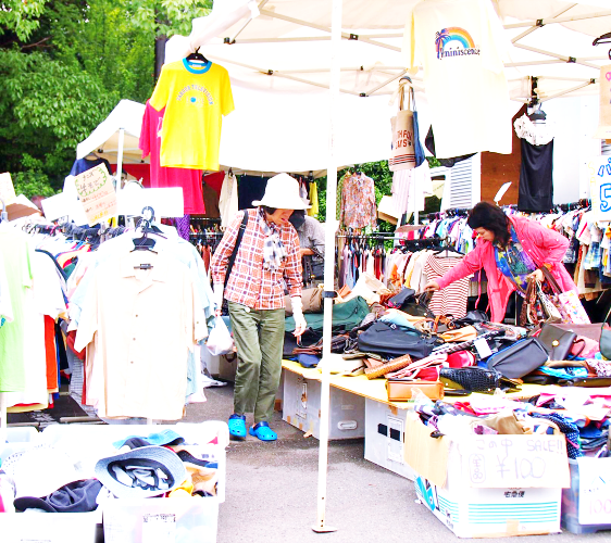 2018東京燈飾必去推薦「TOKYO MEGA ILLUMINATION」附近可逛跳蚤市場「Tokyo City Flea Market」的衣服雜貨