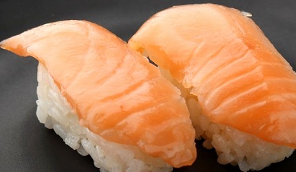 1,512日圓起的吃到飽燒肉店「Stamina太郎NEXT」壽司No.1推薦「鮭魚壽司」