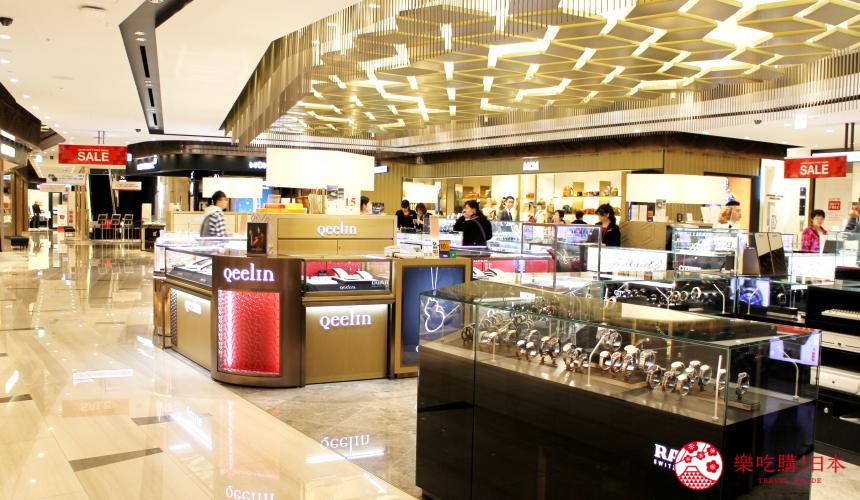 東京東急廣場銀座樂天免稅店8樓精品服飾區