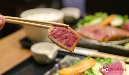 新宿必吃炸牛排专门店推荐「牛かつ あおな」的霜降黑毛和牛套餐(霜降り黒毛和牛)套餐近照
