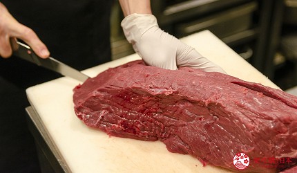 新宿必吃炸牛排专门店推荐「牛かつ あおな」使用的和牛