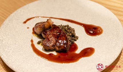 东京银座和牛铁板烧「しろや银座亭」的法国鹅肝铁板烧(フランス産フォアグラの鉄板焼き)