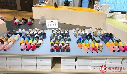 日本自由行shopping购物吃饭食饭玩乐设施都有的羽田机场的休息空间the hanadahouse的购物推荐推介可以换鞋跟的高跟鞋专门店FAMZON FIT SHOP Tokyo HANEDA供挑选的鞋跟